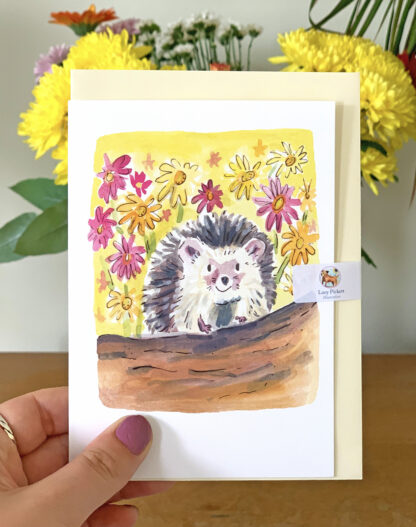 Hedgehog in Daisies Blank Greetings Card - Image 4