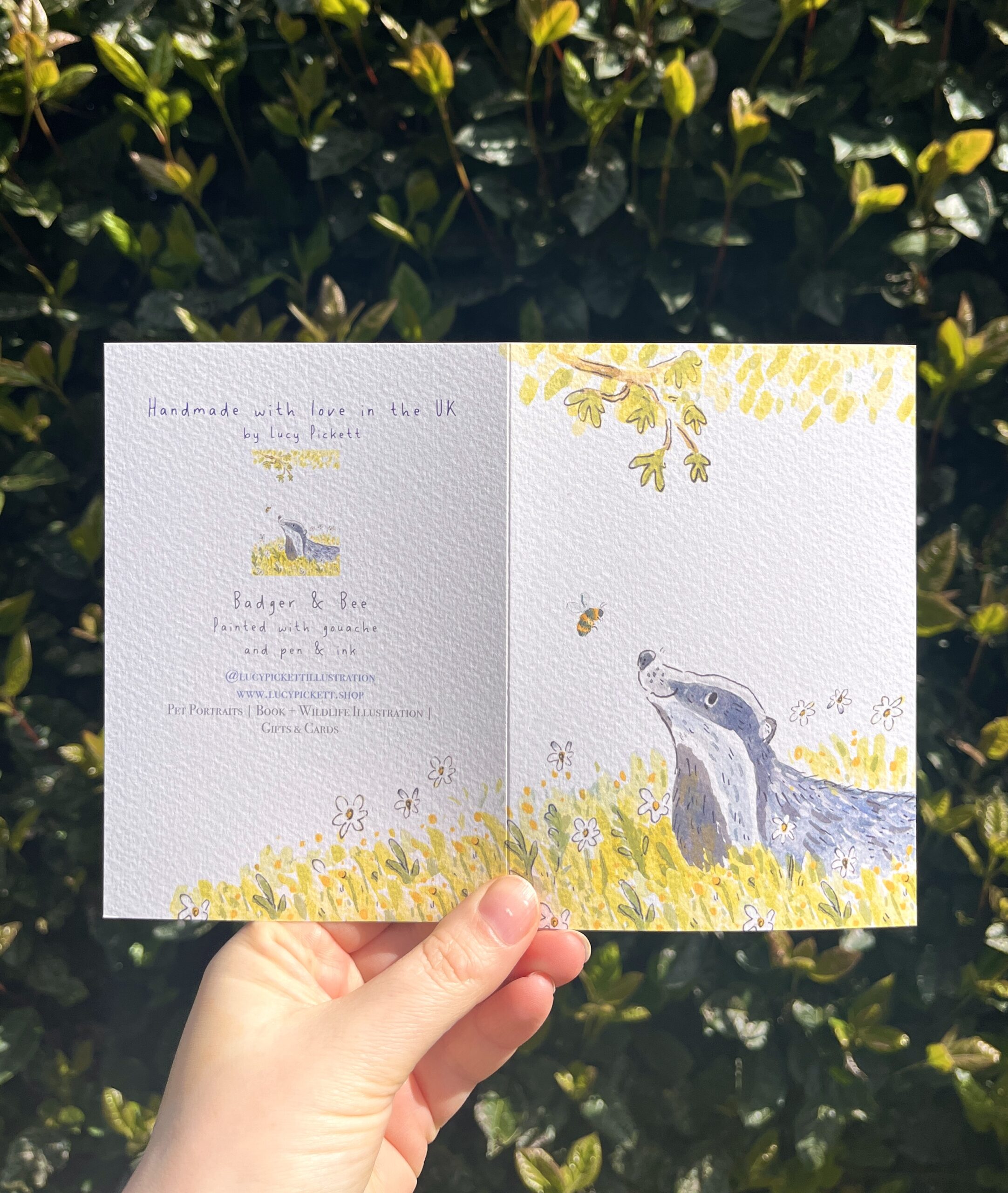 Badger and Bee Wraparound Greetings Card - Image 5